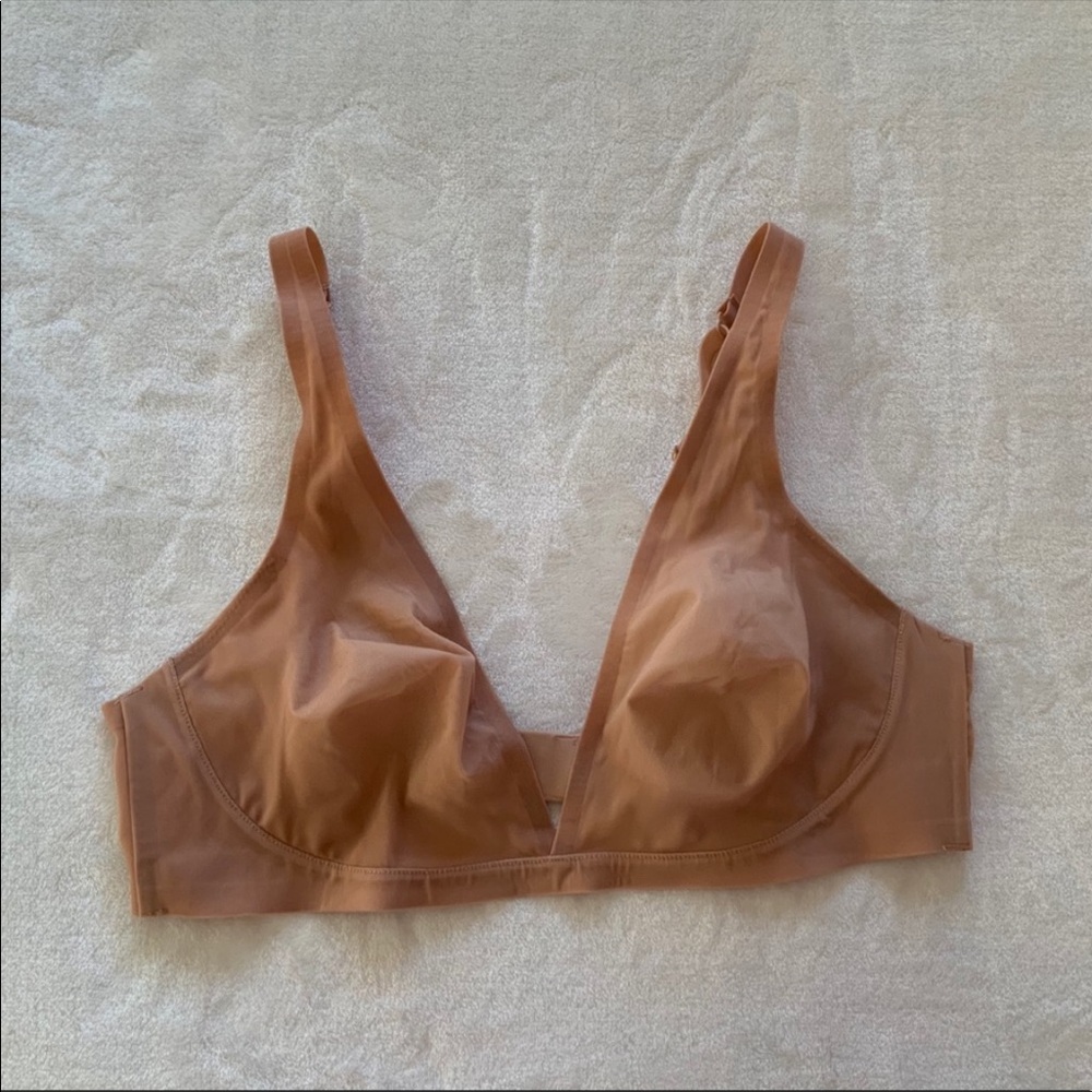 SKIMS Naked Everyday Plunge Bralette